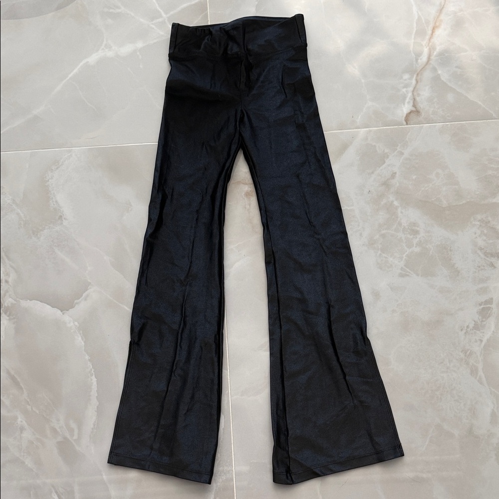 Koral Flare Shine Leggings